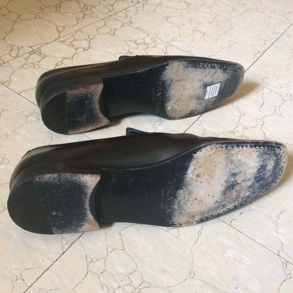 Prada Black Leather Loafers Size 6.5 - Picture 5 of 6
